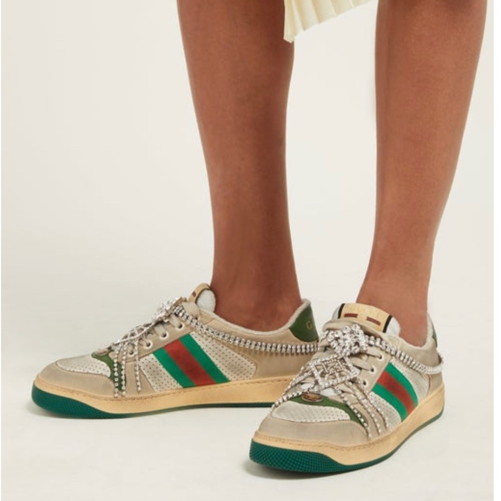 ISO!! (Not for sale) size women EU/IT 40 or 40.5.